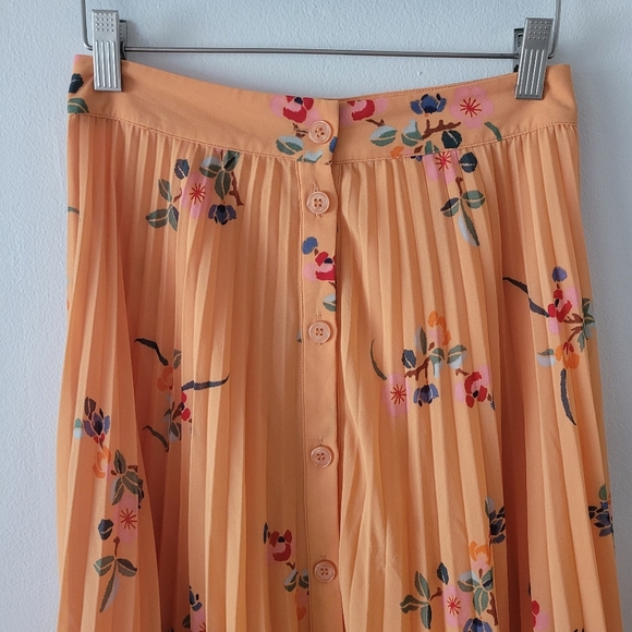 Paris Atelier & Other Stories‎ Floral Pleated Button Down Skirt Orange Size 2 - Picture 3 of 9